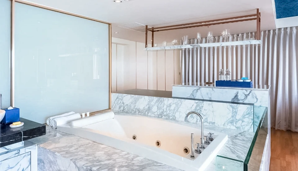 هتل ای وان د رویال کروز پاتایا